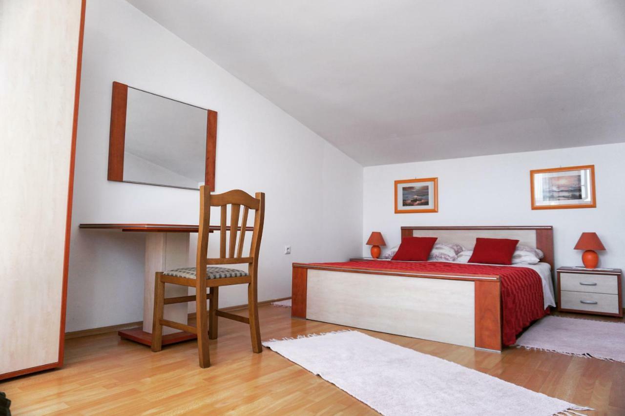 P&D Apartments Fažana Buitenkant foto